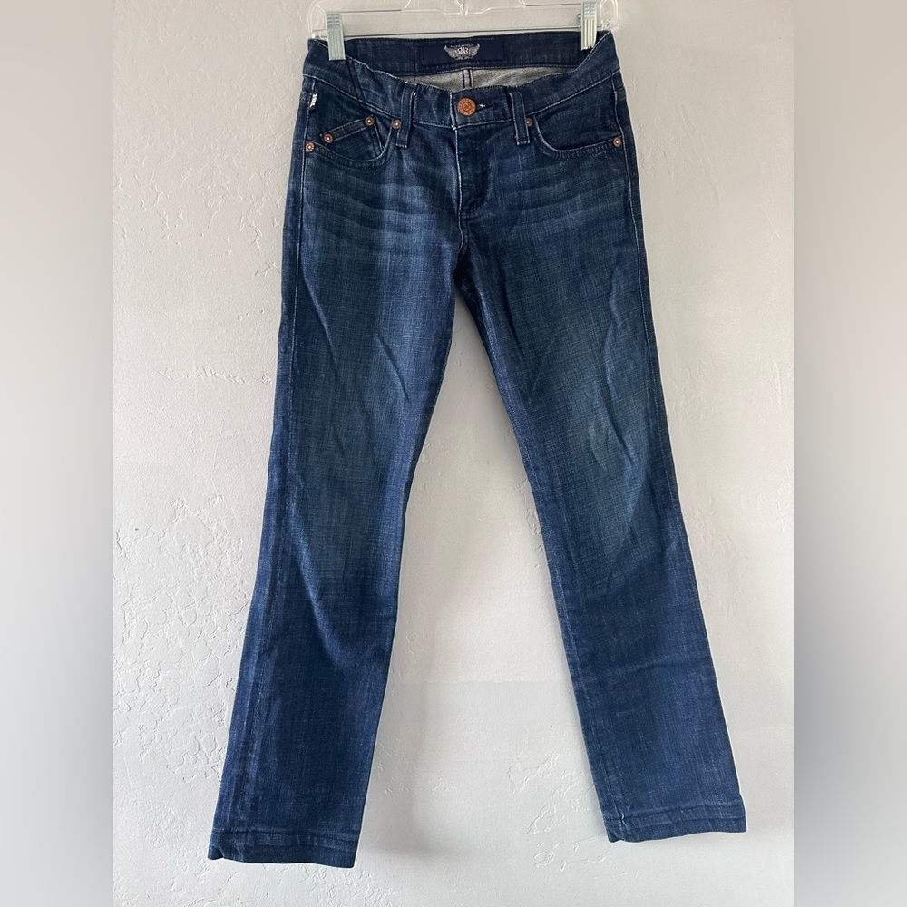 ROCK & REPUBLIC Stella with Gold Emblem Straight Leg Jeans Size 25